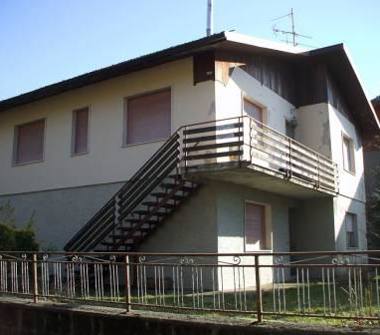 Casa indipendente in vendita a San Marcello Piteglio (Pistoia)