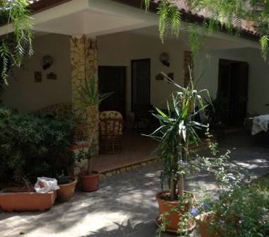 Villa in vendita a Carini, Frazione Piraineto