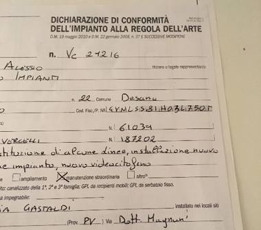 Casa indipendente in vendita a Breme (Pavia)