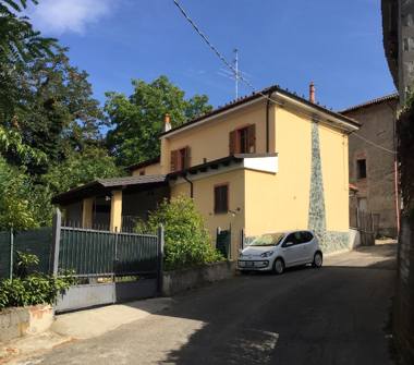 Casa indipendente in vendita a Maranzana (Asti)