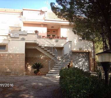 Casa indipendente in vendita a Enna, Frazione Sant'Anna