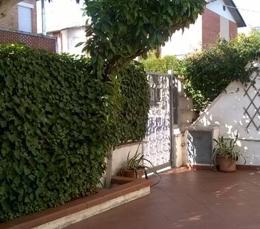 Casa indipendente in vendita a Viareggio (Lucca), Via Francesco Baracca 18