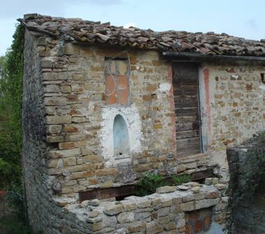 Rustico/Casale in vendita a Apiro (Macerata)