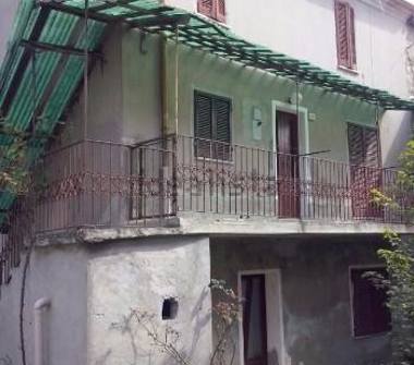 Altro in vendita a Zavattarello, Frazione Rossone