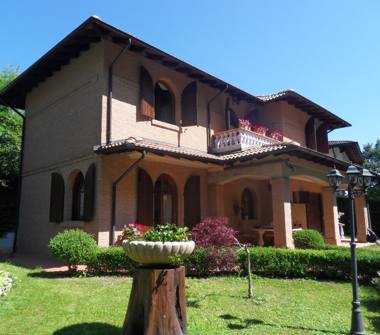 Casa indipendente in vendita a Palagano, Frazione Boccassuolo