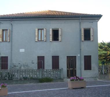 Casa indipendente in vendita a Pettorazza Grimani, Frazione Papafava