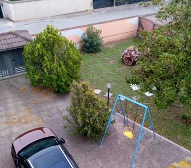 Villa in vendita a Aprilia, Frazione Campodicarne