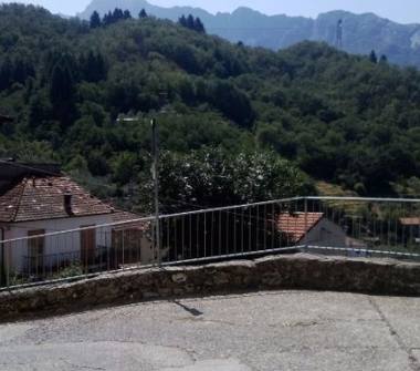 Rustico/Casale in vendita a Casola in Lunigiana, Frazione Casciana, Località Casciana 5