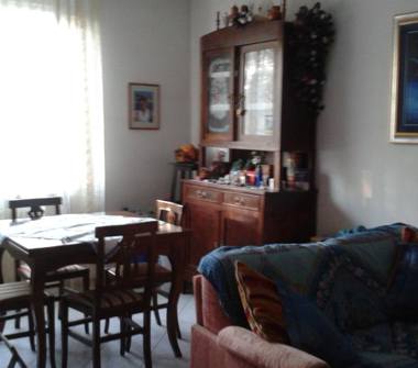 Trilocale in vendita a Parma, Zona Panocchia