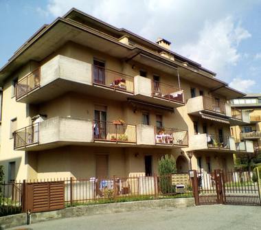 Trilocale in vendita a Clusone (Bergamo)