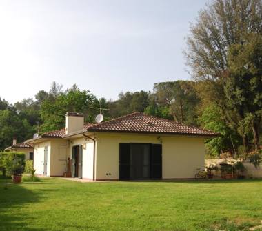 Villa in vendita a Magione, Frazione Sole Pineta