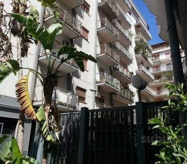 Affitto Stanza Posto letto a Palermo, Zona Calatafimi Bassa