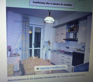 Trilocale in vendita a Alessandria, Frazione Centro città