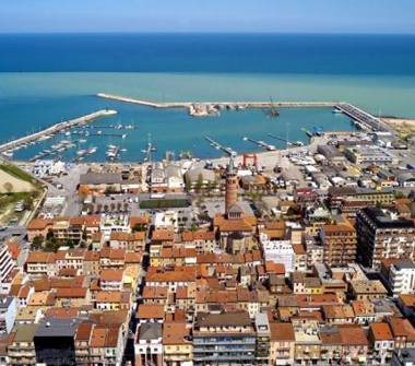 Affitto Appartamento Vacanze a Civitanova Marche, Frazione Civitanova Alta