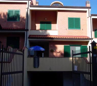 Villetta a schiera in vendita a Laurito (Salerno)