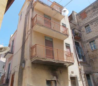 Casa indipendente in vendita a Lentini (Siracusa)