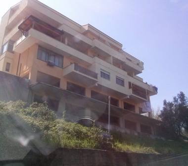 Appartamento in vendita a Castrolibero, Frazione Serra Miceli, Via Cimbri 15