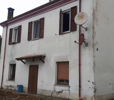 Casa indipendente in vendita a Ravenna, Zona San Pietro in Vincoli