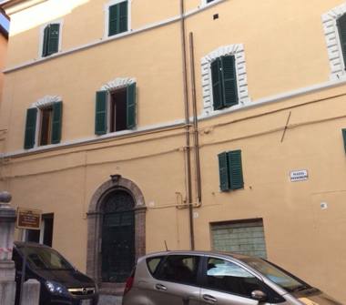 Trilocale in vendita a Jesi (Ancona)