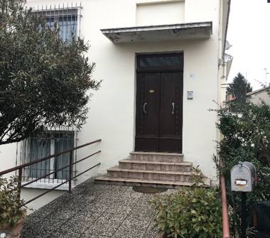 Affitto Stanza Singola a Ferrara, Zona Porotto Cassana, Via Vincenzo Bellini 41