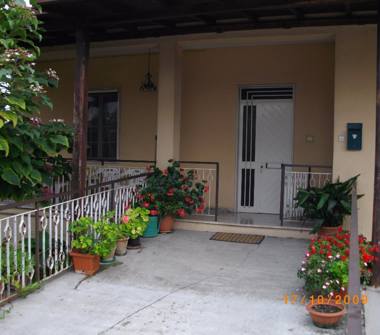 Casa indipendente in vendita a Frosinone (Frosinone)
