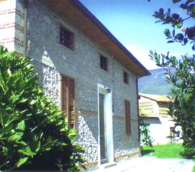 Casa indipendente in vendita a Camaiore (Lucca)