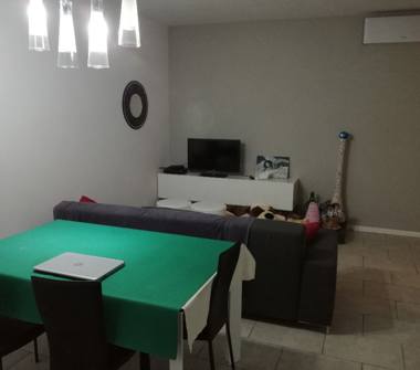 Trilocale in vendita a Curtatone, Frazione Levata