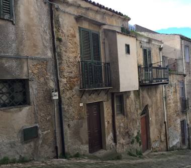 Casa indipendente in vendita a Alia (Palermo)