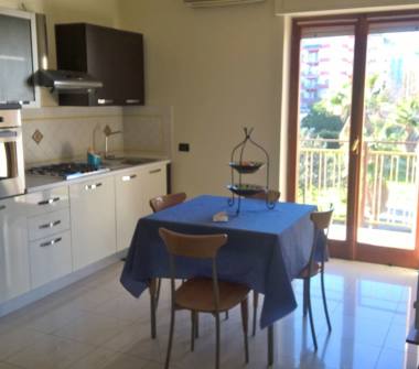 Appartamento in affitto a Crotone, Frazione Centro città