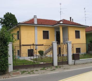 Casa indipendente in vendita a Suardi (Pavia)