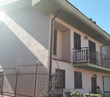 Villetta a schiera in vendita a Guidonia Montecelio, Frazione Guidonia