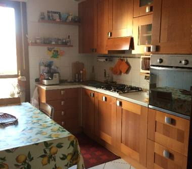 Quadrilocale in vendita a Bergamo, Zona Conca Fiorita