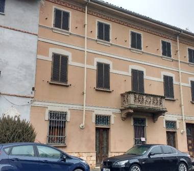 Palazzo/Stabile in vendita a Biandrate (Novara)