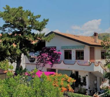 Affitto Appartamento Vacanze a Ascea, Frazione Marina Di Ascea, Via Enea 12