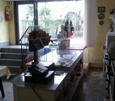 Negozio di alimentari in vendita a Diano Marina (Imperia)