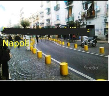 Trilocale in vendita a Napoli, Zona Fuorigrotta