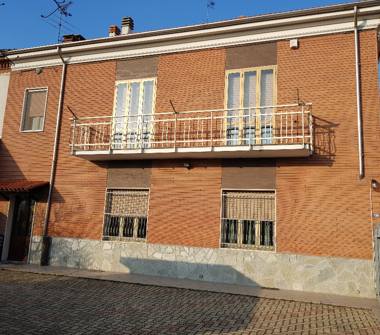 Casa indipendente in vendita a Alessandria (Alessandria)