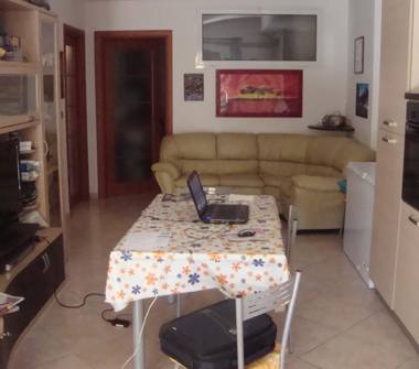 Trilocale in vendita a Imperia, Frazione Porto Maurizio