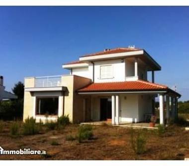 Villa in vendita a Nettuno (Roma)