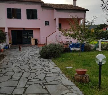 Villetta a schiera in vendita a Sarzana (La Spezia)