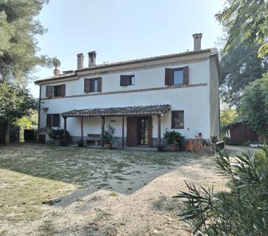 Affitto Rustico/Casale Vacanze a Cupra Marittima (Ascoli Piceno)