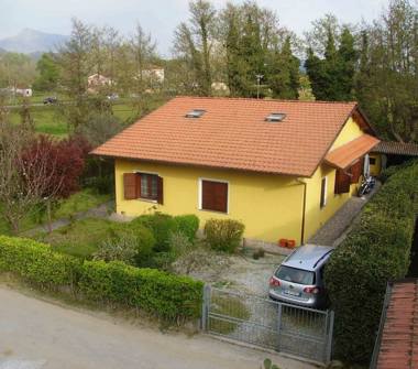 Villa in vendita a Pietrasanta, Frazione Marina Di Pietrasanta