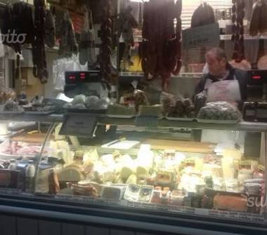 Negozio di alimentari in vendita a Roma, Zona Montagnola