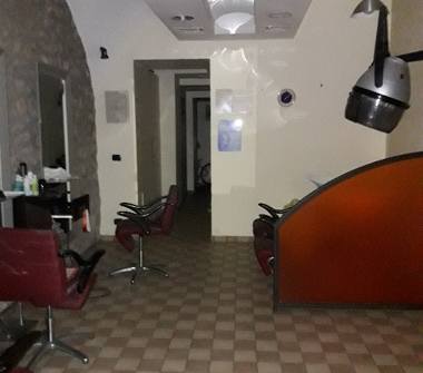 Negozio in affitto a Montesarchio (Benevento)