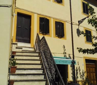 Appartamento in vendita a Ischia di Castro (Viterbo)