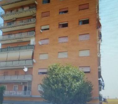 Trilocale in vendita a Pomezia (Roma)