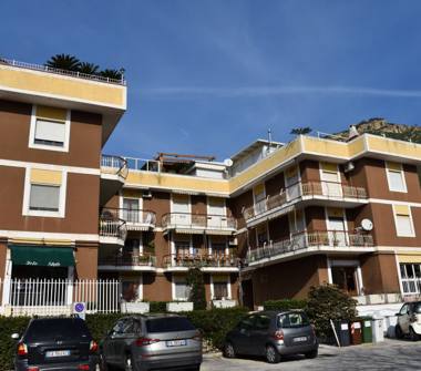 Trilocale in vendita a Pozzuoli, Frazione Arco Felice