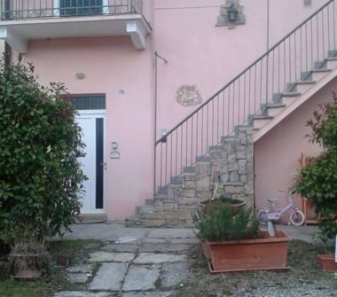 Trilocale in vendita a Cardano al Campo (Varese)