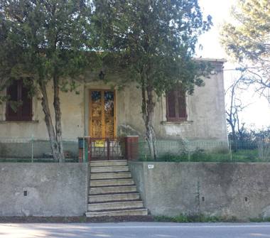 Casa indipendente in vendita a Volterra, Frazione Saline Di Volterra