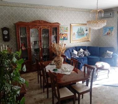 Casa indipendente in vendita a Motta Sant'Anastasia (Catania)